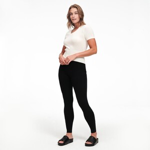 WE02158_SILK_CASHMERE_LEGGINGS_BLACK_03.thumb.jpg.9042a35367c4503a82d0512300418069.jpg