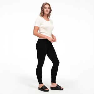 WE02158_SILK_CASHMERE_LEGGINGS_BLACK_05.thumb.jpg.b78b52fded98ba5a53c2f00e0300ddae.jpg