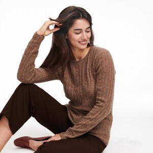 WE92129_CASHMERE_RIBBED_SWEATER_MARLED_BROWN_16.thumb.jpg.1550df61afec93b35e4fe72761305fea.jpg