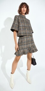 Wool-Check-Fluted-Hem-Skirt-C10862-W20_1000x2000_637227359008996104_C10862-W20-988-2.jpg