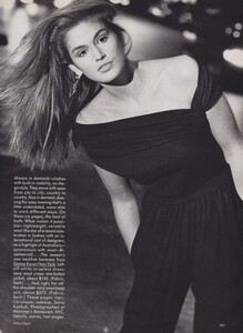 World_Elgort_US_Vogue_February_1988_02.thumb.jpg.b4bbc4286b91b624e3e8ea9d7ef538d5.jpg