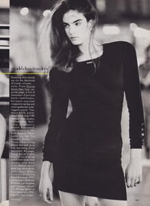 World_Elgort_US_Vogue_February_1988_04.thumb.jpg.7c2eb63f8a03d3f3a75c6c2c8f1ac73e.jpg
