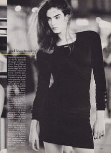 World_Elgort_US_Vogue_February_1988_04.thumb.jpg.fe328b0e6edc787ac423760eb85f1c0e.jpg