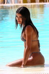 Yovanna-Ventura-Cassandre-Davis-Sexy-7-thefappeningblog.com_.jpg