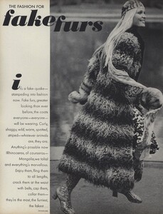 Zachariasen_US_Vogue_July_1970_01.thumb.jpg.81740d2657125e76c79860145245f581.jpg