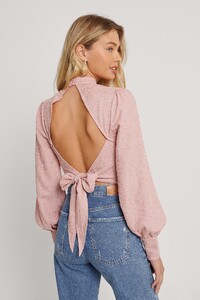 andrea_badendyck_balloon_sleeve_open_back_blouse_1689-000002-0015_04b.jpg