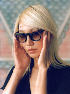 anna-sui-po-clp-rs21-0006.thumb.jpg.1e738e1a1c7f54c9b9458c1fa2e11cc2.jpg