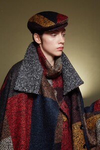 backstage-defile-akris-automne-hiver-2020-2021-paris-coulisses-80.thumb.jpg.c1f89849d0b84a8bb84f8c870ce32173.jpg
