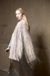 backstage-defile-ports-1961-automne-hiver-2018-2019-londres-coulisses-37.thumb.jpg.4c3426e7fbbbfc31fc435a6054959fe1.jpg