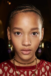 backstage-defile-ports-1961-printemps-ete-2021-milan-coulisses-153.thumb.jpg.2217b246011b7465c919c0f1bfb613ef.jpg