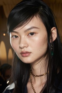 backstage-defile-ports-1961-printemps-ete-2021-milan-coulisses-202.thumb.jpg.363f10afd38d9ddcf48a10666f02e634.jpg