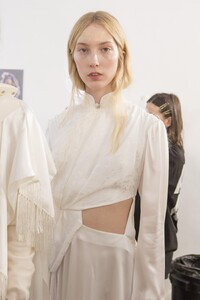backstage-defile-preen-by-thornton-bregazzi-automne-hiver-2018-2019-londres-coulisses-60.thumb.jpg.c7f7e00a4ed56cad355e5cdd3b0fbfdd.jpg