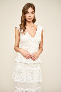 beh18841lbr_ivory_petal_crop.jpg