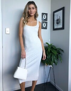 brida-backless-knit-dress-milk-full-kd46087knt_1599453138.jpg