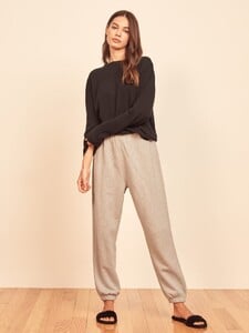 cashmere-boyfriend-sweater-black-2.jpg