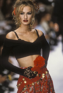 complice-ss-1992-4.thumb.jpg.55671567dee5e5ba329e393c2a1bb43f.jpg