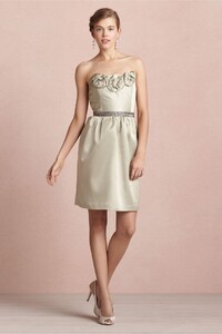 covetable-bridesmaid-dresses-from-bhldn-2013-bridal-party-style-champagne__full.jpeg.thumb.jpg.5d7fb8d2608e3bd88b6f840d9f2b7719.jpg