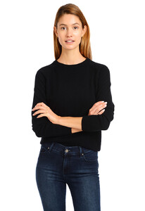 crew_neck_black_0370.jpg