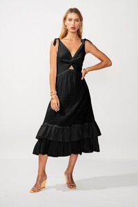 crossing_maxi_dress_black_front.jpg