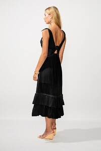 crossing_maxi_dress_black_side2.jpg