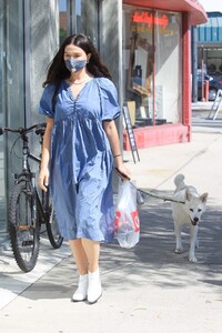 crystal-reed-out-with-her-dog-in-los-angeles-09-22-2020-5.jpg