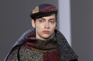 detail-defile-akris-automne-hiver-2020-2021-paris-detail-117.thumb.jpg.c6b005eee38510c979ed98e3899614c9.jpg