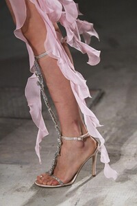 detail-defile-blumarine-printemps-ete-2021-milan-detail-116.thumb.jpg.2bba926e12ab2f0eef87683b9b75e18d.jpg