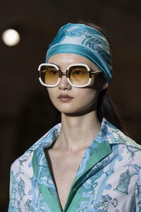 detail-defile-etro-printemps-ete-2021-milan-detail-109.thumb.jpg.e9ba39b3d3b16ba6e06132542079414f.jpg