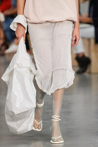 detail-defile-sportmax-printemps-ete-2021-milan-detail-120.thumb.jpg.398a28aa863fe749a9b4ab36a5a88822.jpg