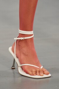 detail-defile-sportmax-printemps-ete-2021-milan-detail-133.thumb.jpg.3cef4206e00b64d41a8091026e9e32b7.jpg