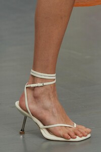 detail-defile-sportmax-printemps-ete-2021-milan-detail-41.thumb.jpg.bb3c0e9589398fd1eb5cae421a649d07.jpg