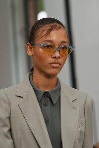 detail-defile-sportmax-printemps-ete-2021-milan-detail-66.thumb.jpg.0c8a70e22fddf6ef7861fc0761bd7a5e.jpg