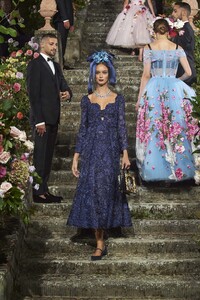 dolce-65-1599214454.thumb.jpg.04199bf4ff5b504b8f5c4b7d488a2575.jpg