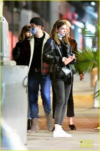 dylan-sprouse-barbara-palvin-out-with-friends-67.jpg
