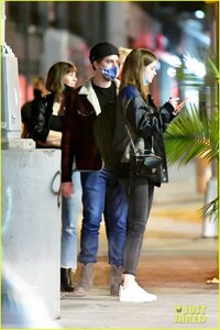 dylan-sprouse-barbara-palvin-out-with-friends-68.jpg