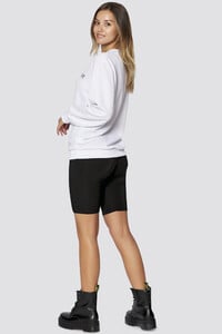 jersey-atuendo-de-dior-para-el-atelier-de-freshlions-en-blanco-pb8000-d.thumb.jpg.7a14e9e4eccbbb8dba941e43e5404157.jpg