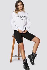 freshlions-die-for-dior-atelier-pullover-in-weiss-statement-sweater-PB8000-e.thumb.jpg.4bcaade646e42d88bf427acae63eae12.jpg