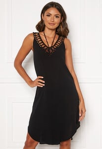 happy-holly-sandy-beach-dress-black.jpg