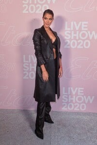 iris-mittenaere-at-etam-spring-summer-2021-fashion-show-at-pfw-in-paris-09-29-2020-3.jpg