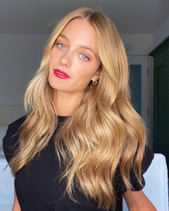 katebock_119890832_1003540516778839_8963184847413747976_n.jpg