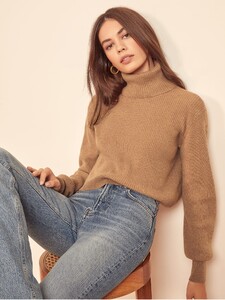 luisa-sweater-camel-3.jpg