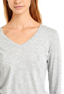 marcy_vneck_grey_0707.jpg