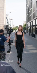 marta_krzeminska_scenografia_119066903_2372199609750891_5446327918598830395_n.jpg