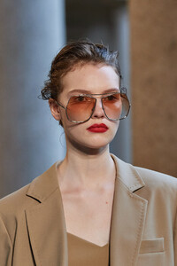 max-mara-clp-rs21-2659.thumb.jpg.06e2ae2c4feda05d5523e386c86c082e.jpg