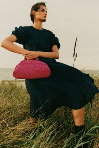 merlette-spring-2021-19.thumb.jpg.e74a2d8a9053f694e01b3704f620a7d9.jpg