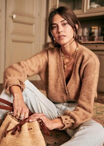 mia-cardigan-camel-sxsxqbocyhyf43llspjp.jpg