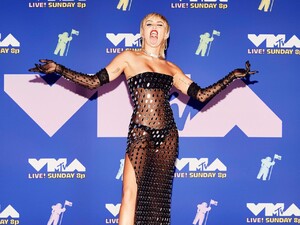 miley-cyrus-2020-mtv-video-music-awards-ii-1.jpg