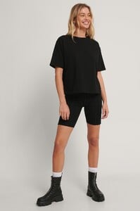 nakd_oversized_boxy_tee_1660-000477-0002_03c.jpg