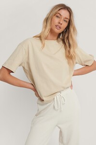 nakd_reborn_oversized_boxy_tee_1660-000477-0005_01a.jpg