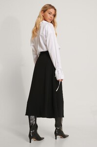 nakd_side_slit_midi_skirt_1660-000255-0002_04d.jpg